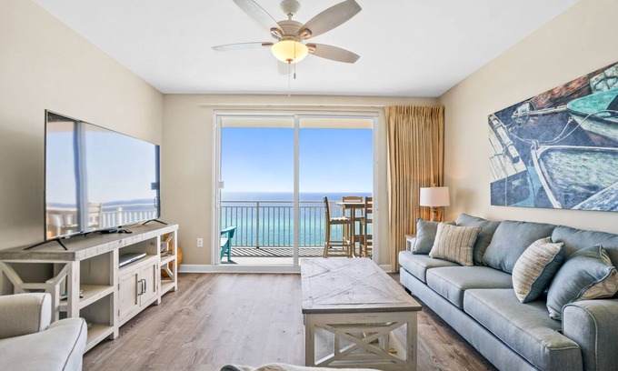 West Panama City Beach Condo | Splash 903W Large Gulf Front Unit Clean, Comfortable and Ready for You!