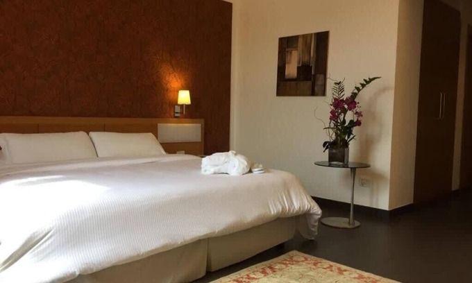 Santa Lucia Apartment | Splendid 1BR Suite Near Tempio di Apollo