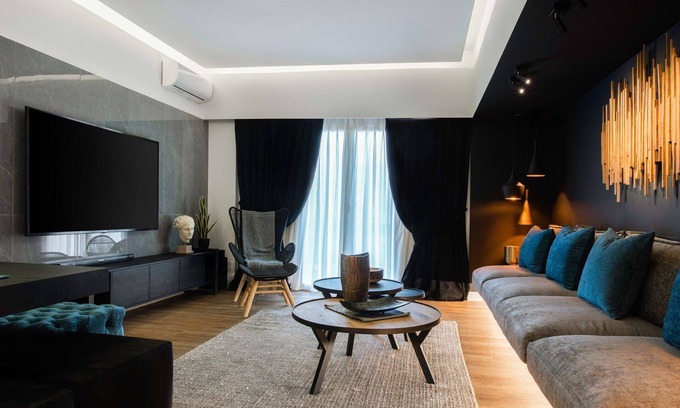 Makrigianni Villa | Splendid Athens Apartment | 4 Bedrooms | Apartment Emperor | Balcony.