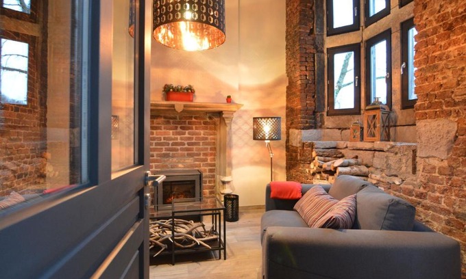 Pepinster House | Splendid Holiday Home in Pepinster with Private Garden BBQ