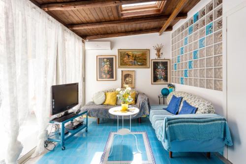 Taormina City Centre Apartment | Splendida Casa A Taormina " Casa di Anna "