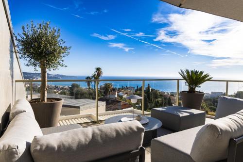Saint Antoine Apartment | SPLENDIDE APPARTEMENT NICE BLUE PEARL TOUT CONFORT VUE MER PANORAMIQUE