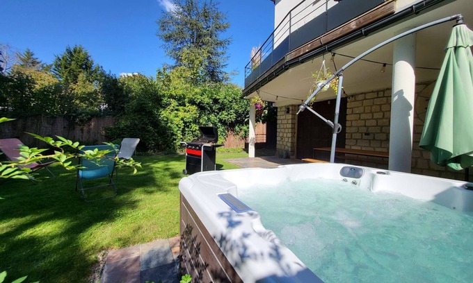 Verrieres-le-Buisson Villa | Splendide Villa : Jardin & Spa & Billard - Paris 35min