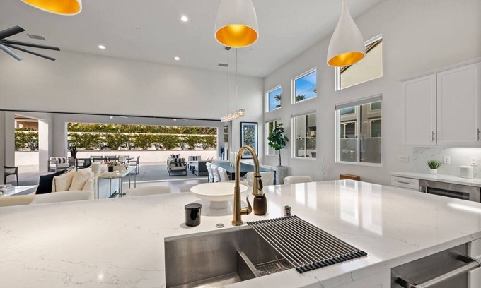 La Quinta House | Sports Fan Paradise at The Citrus Club
