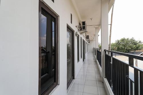 Karawang Hotel | SPOT ON 3859 Sweet Candy 2