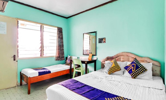 Cipanas Hotel | SPOT ON 90003 Villa Tawang