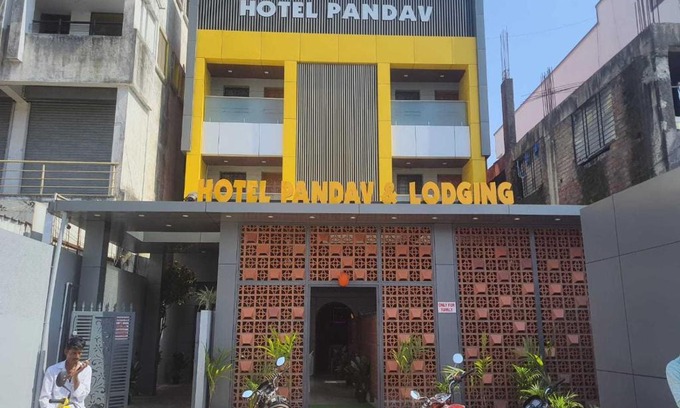 Dindori Hotel | SPOT ON 91877 Hotel Pandav