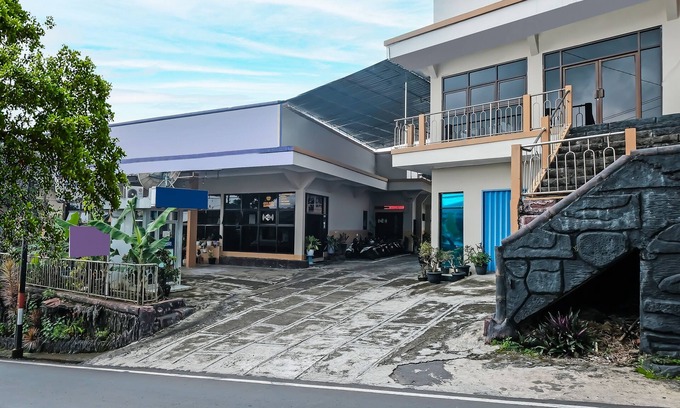 Ambarawa Hotel | SPOT ON 91930 Hotel Citra Dewi 4 Manunggal