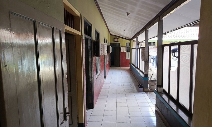 Demak Hotel | SPOT ON 94177 Dian Asih Rooms
