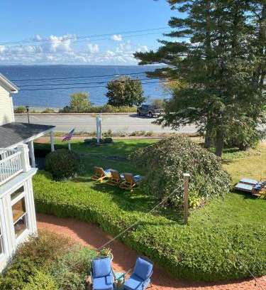 Lincolnville Bed & Breakfast | Spouter Inn Bed & Breakfast