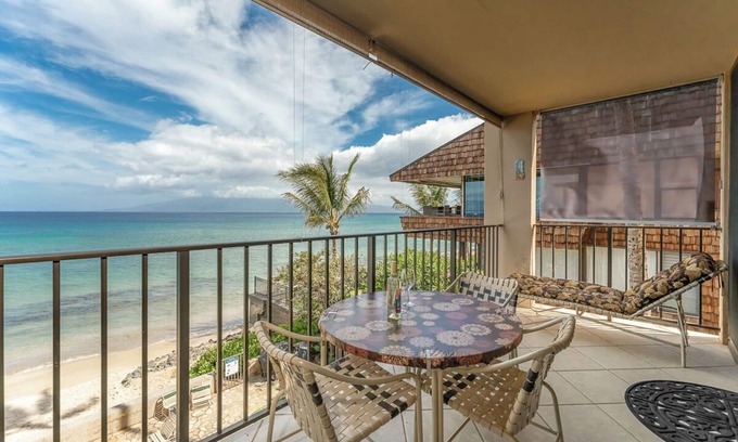 Honokowai Condo | Sprawling Pacific Views Ultimate Coastal Retreat!
