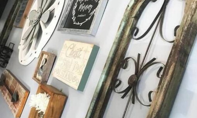 Van Buren House | Spring Dale Deluxe