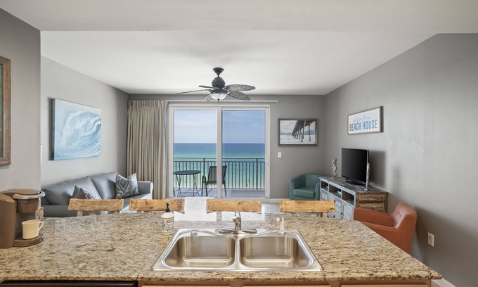 West Panama City Beach Condo | Spring Discounts 1 Bed w/Bunks "Splash" Water Park Low Floor Salty Air