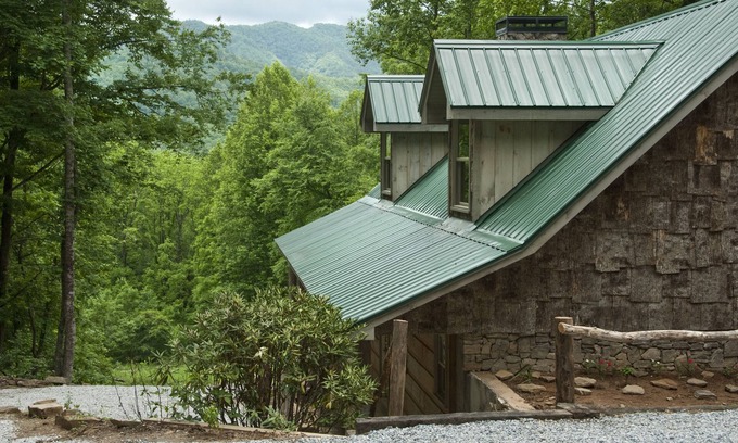 Bryson City Cabin | Spring is Here! Come Enjoy the Great Outdoors at Poplar Lodge!