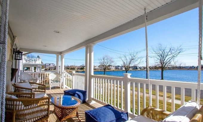 Spring Lake House | Spring Lake Waterfront - 2 Blocks from Beach
