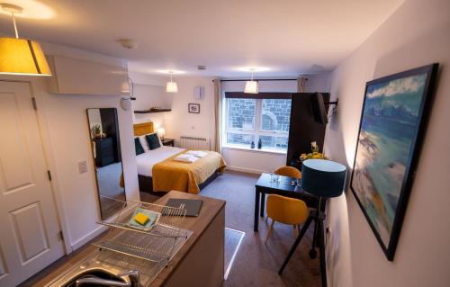 Oban House | Springbank Apartment