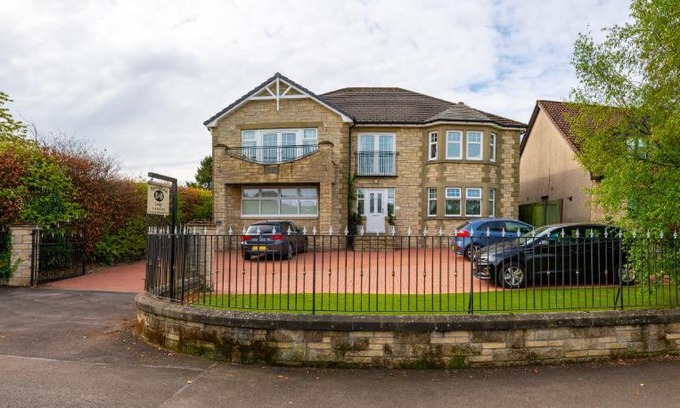 Tillicoultry Bed & Breakfast | Springfield Lodge Bed and Breakfast