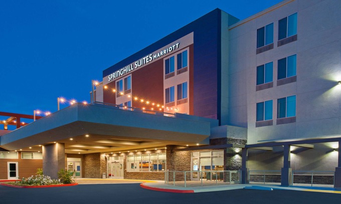 Washington Hotel | SpringHill Suites by Marriott Huntington Beach Orange County