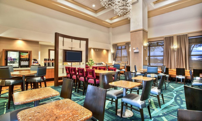 Warrenville Hotel | SpringHill Suites by Marriott Chicago Naperville/Warrenville
