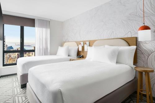 Midtown South Hotel | SpringHill Suites by Marriott New York Manhattan Chelsea