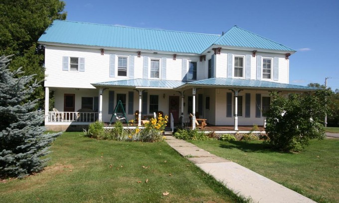 Lake Placid Bed & Breakfast | Spruce Lodge Bed and Breakfast