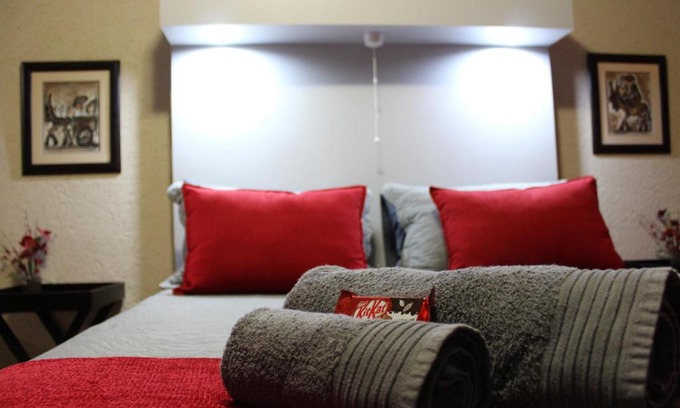 Potchefstroom Apartment | Spruitjie-roer-my-nie