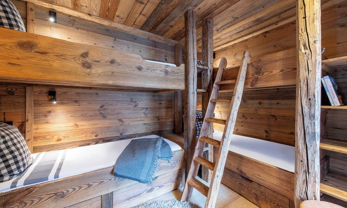 Verbier Apartment | Square Poste Apartment