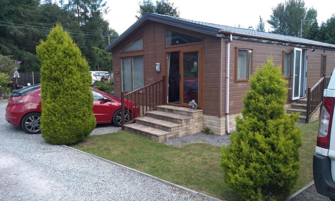 Coleford House | Squirrel Lodge