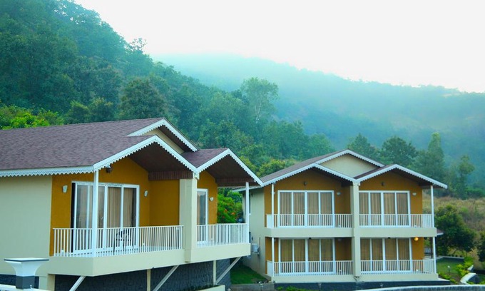 Ghodegaon Resort | Squirrel Resort