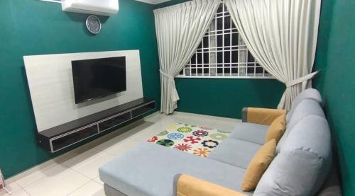 Daerah Kulai Apartment | Sri Putra Homestay - Malay Only
