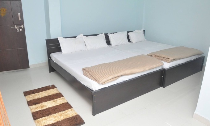Kanipakam Hotel | SriPaadha Inn kanipakam