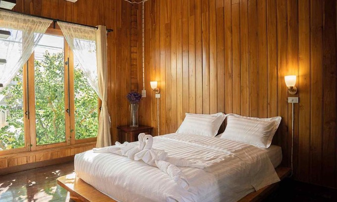 Prachuap Khiri Khan Hotel | Srisanor Boutique Hotel