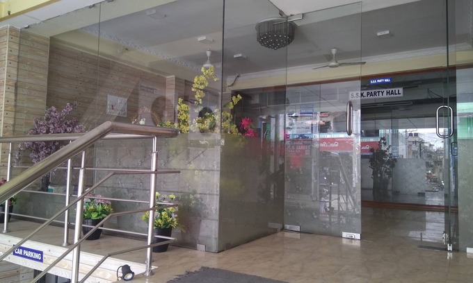 Kanchipuram Hotel | SSK Residency