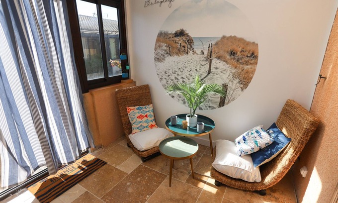 Saint-Cyprien Plage Ski Chalet | St Cyprien Plage pretty house near the beach