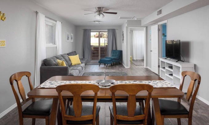 St. George Condo | St. George Getaway - Spacious, Updated 1 BD/1 BA, Sleeps 6