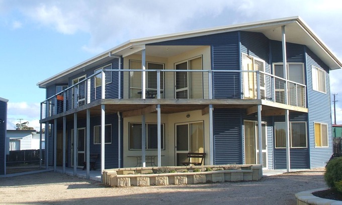 Stieglitz Apartment | St Helens On The Bay apartment 2