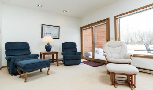 Jackson Hole Apartment | St John C