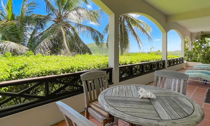 Frigate Bay House | ST KITTS 'Turtle Nest' At Turtle Beach, A Comfortable Two Bedroom Apartment