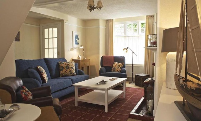 Salcombe House | St Leonards