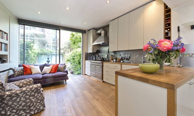 Colville House | St Luke's Mews Notting Hill!