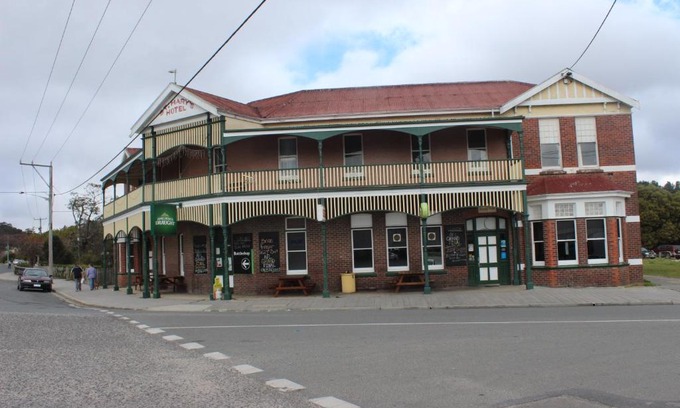 St Marys Hotel | St Marys Hotel and Bistro
