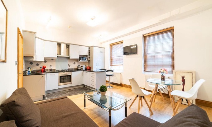 Cheap Apartment | [St.Paul's Cathedral] Modern Apartment City of London