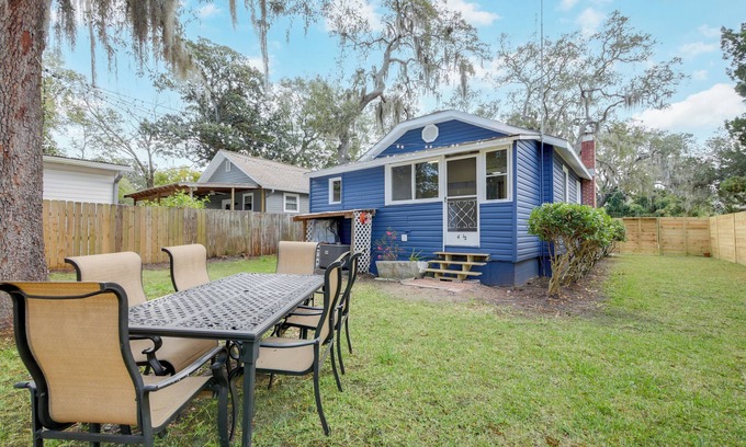 St. Augustine House | ST. Sylvan Historic Bungalow