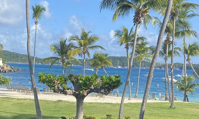 Nazareth Condo | St. Thomas Cowpet Bay West Renovated Beachfront Luxury Condo
