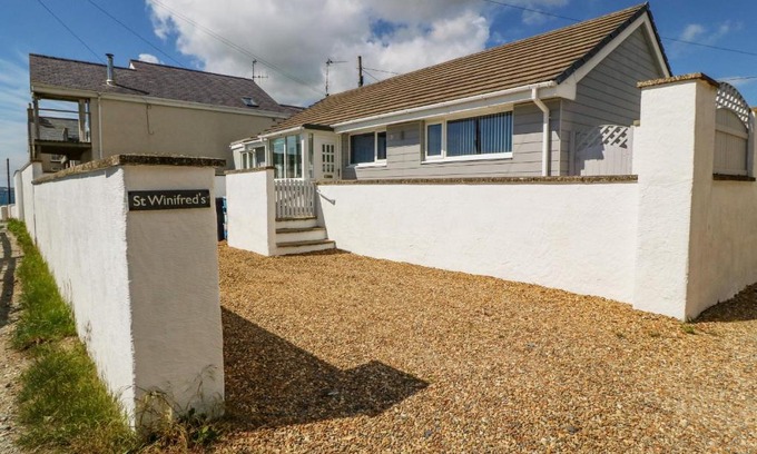 Rhosneigr House | St Winifreds