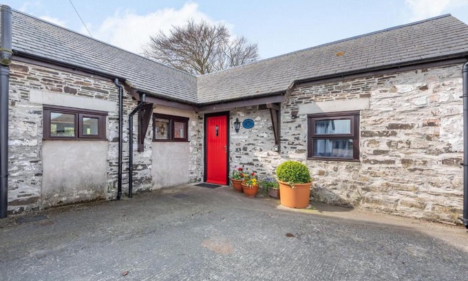 Llanrwst House | Stables Cottage