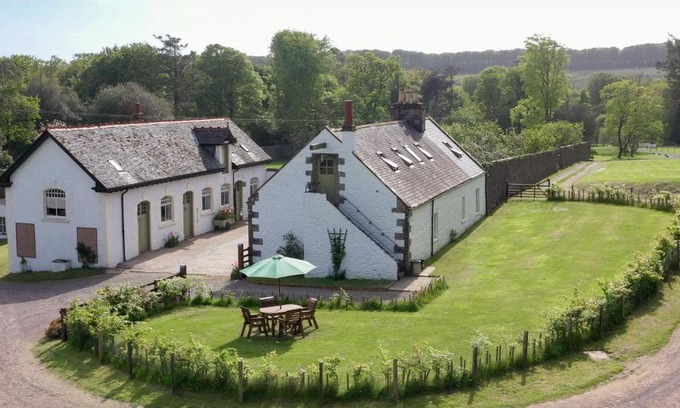 Stranraer House | Stables Cottage