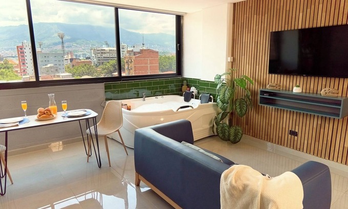 Estadio Apartment | Stadio Comfort with Jacuzzi | Rosa Negra Aparta-Suite