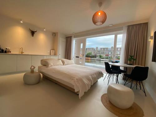 Municipality of Purmerend Apartment | Stads appartement