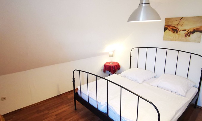 Lechhausen-Ost Apartment | Stadtdomizil